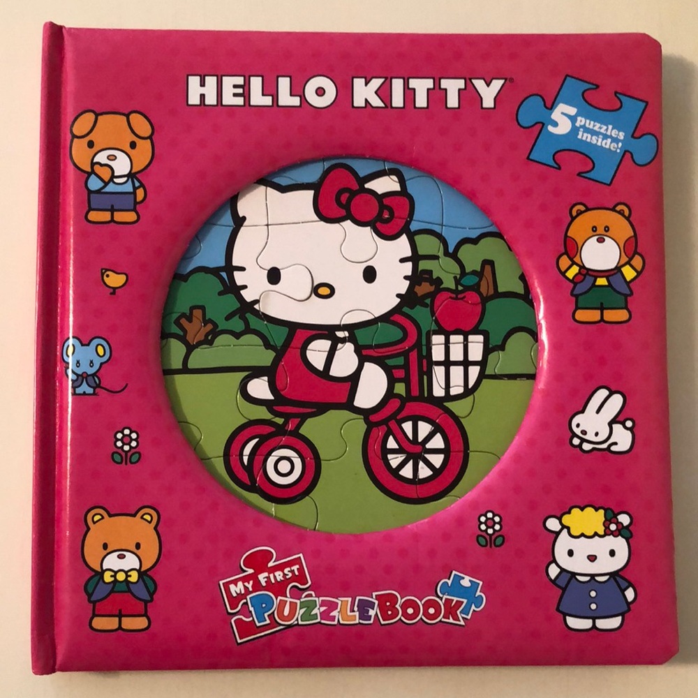 Hello Kitty Puzzle Book